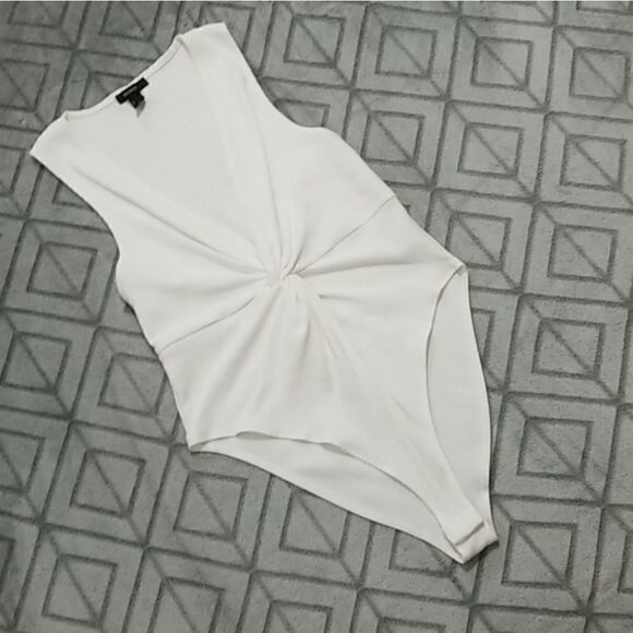 NWOT Forever 21 White Cream Ribbed V-Neck Knot Clean Beauty Chic Bodysuit   - Picture 1 of 3
